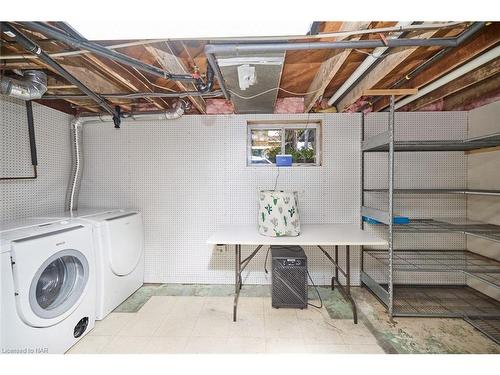 29 Blair Crescent, St. Catharines, ON - Indoor Photo Showing Laundry Room