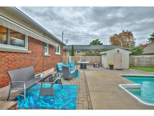 190 Price Avenue, Welland, ON - Outdoor With In Ground Pool With Exterior