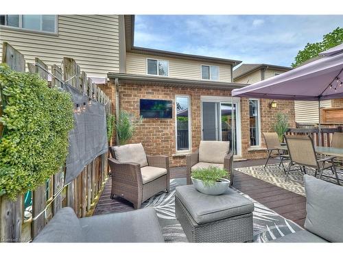 28 Flynn Court, St. Catharines, ON - Outdoor With Deck Patio Veranda