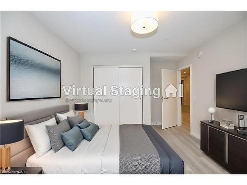 704-118 West Street, Port Colborne, ON - Indoor Photo Showing Bedroom