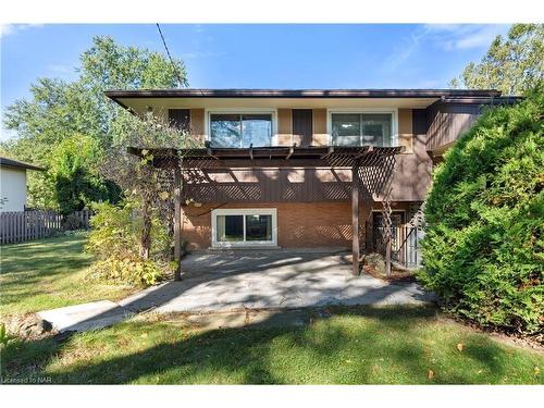 9 Surrey Place, St. Catharines, ON - Outdoor