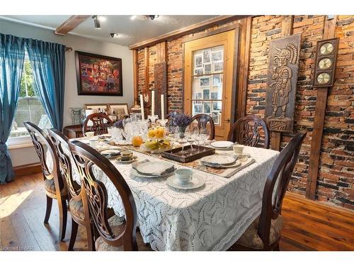 2440 Decew Road, Thorold, ON - Indoor Photo Showing Dining Room