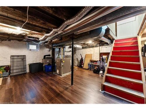 2440 Decew Road, Thorold, ON - Indoor Photo Showing Basement