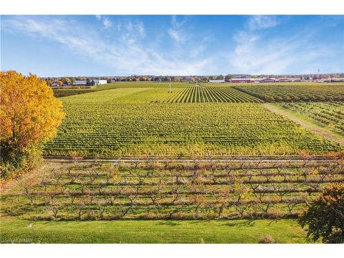 1827 Four Mile Creek Road, Niagara-On-The-Lake, ON - Outdoor With View