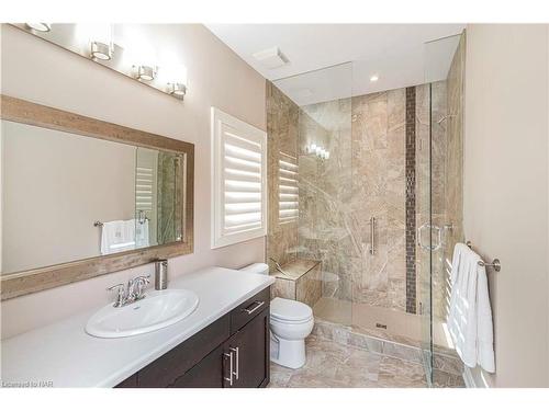 1827 Four Mile Creek Road, Niagara-On-The-Lake, ON - Indoor Photo Showing Bathroom