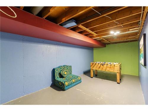 8 Canterbury Drive, St. Catharines, ON - Indoor Photo Showing Basement