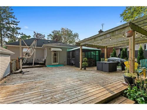 5707 Brookfield Avenue, Niagara Falls, ON - Outdoor With Deck Patio Veranda With Exterior