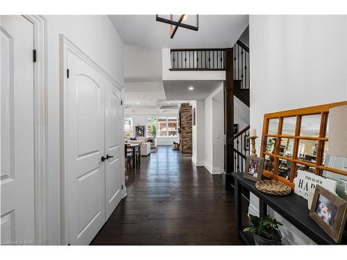 8 Runnymede Road, Port Colborne, ON - Indoor Photo Showing Other Room