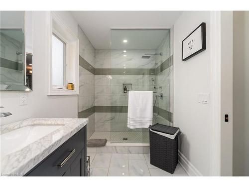 8 Runnymede Road, Port Colborne, ON - Indoor Photo Showing Bathroom