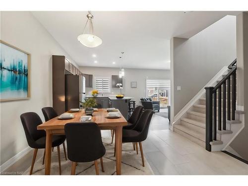 24 Lamb Crescent, Thorold, ON - Indoor Photo Showing Dining Room