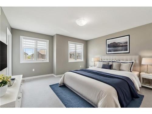 24 Lamb Crescent, Thorold, ON - Indoor Photo Showing Bedroom