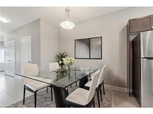 24 Lamb Crescent, Thorold, ON - Indoor Photo Showing Dining Room