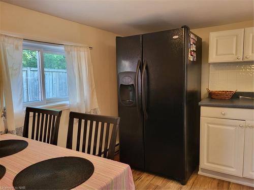 380 Washington Road, Fort Erie, ON - Indoor Photo Showing Dining Room