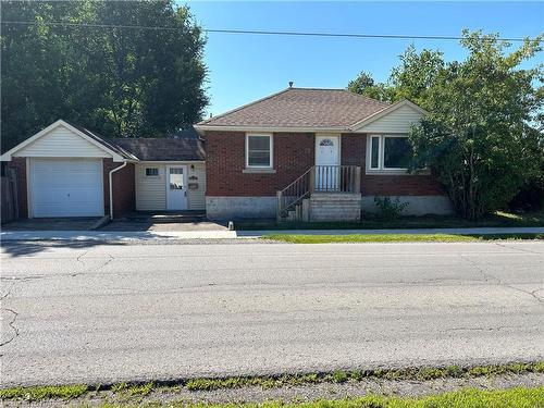 22 Ferndale Avenue, St. Catharines, ON - Outdoor With Facade