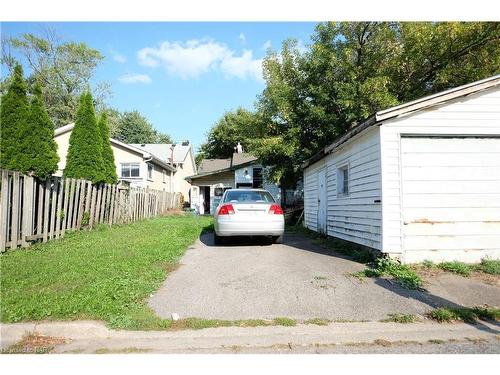 (Main Floor)-9 Woodland Avenue, St. Catharines, ON - Outdoor With Exterior