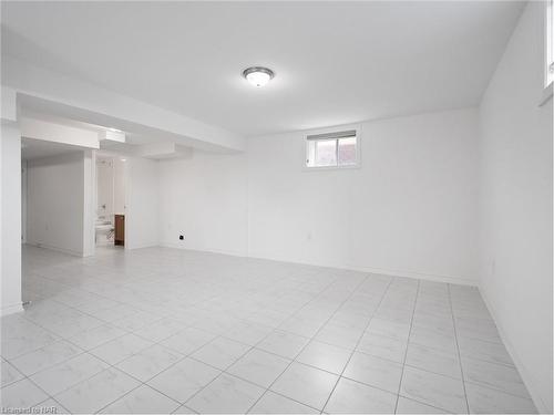 1478 Marina Drive, Fort Erie, ON - Indoor Photo Showing Other Room