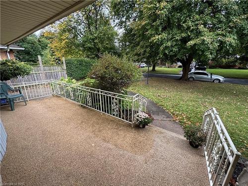 96 Leaside Drive, St. Catharines, ON - Outdoor