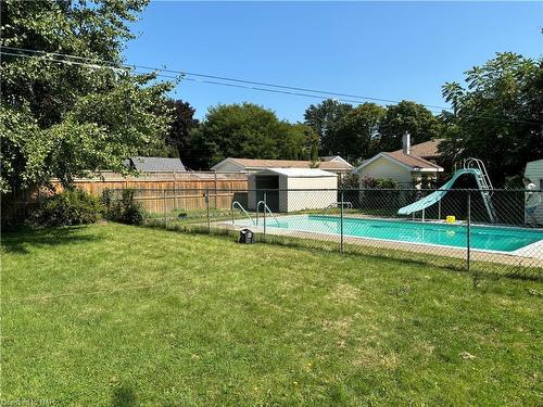 96 Leaside Drive, St. Catharines, ON - Outdoor With In Ground Pool