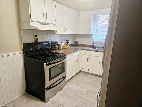 67 Mcdonagh Crescent, Thorold, ON - Indoor Photo Showing Kitchen