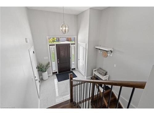 7775 Pender Street Street, Niagara Falls, ON - Indoor Photo Showing Other Room