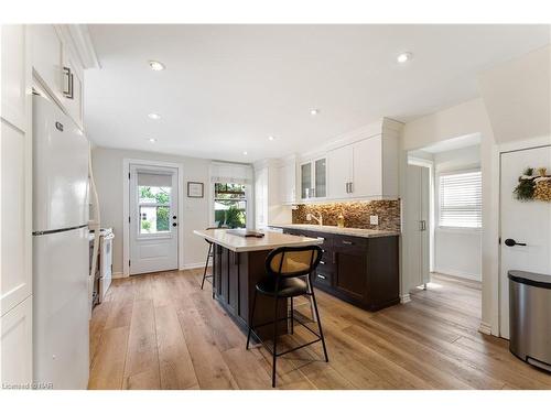 28 Elberta Street, St. Catharines, ON - Indoor Photo Showing Kitchen