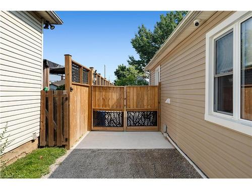 28 Elberta Street, St. Catharines, ON - Outdoor With Exterior