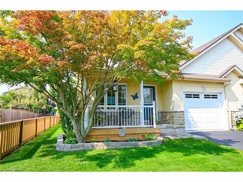 8 Hope Avenue, Niagara-On-The-Lake, ON - Outdoor With Deck Patio Veranda