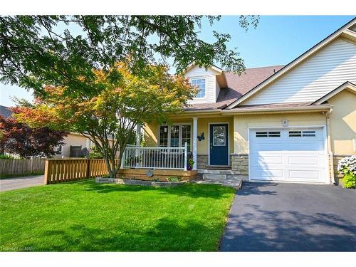 8 Hope Avenue, Niagara-On-The-Lake, ON - Outdoor With Deck Patio Veranda With Facade