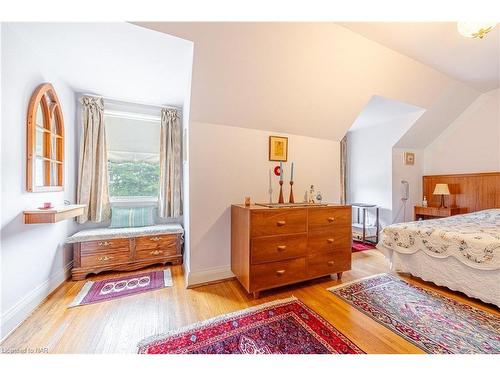 333 Glengarry Avenue, Toronto, ON - Indoor Photo Showing Bedroom