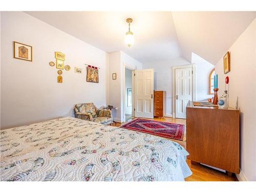 333 Glengarry Avenue, Toronto, ON - Indoor Photo Showing Bedroom