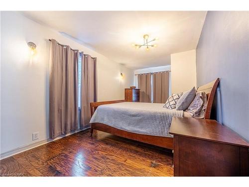 45 Parkview Road, St. Catharines, ON - Indoor Photo Showing Bedroom