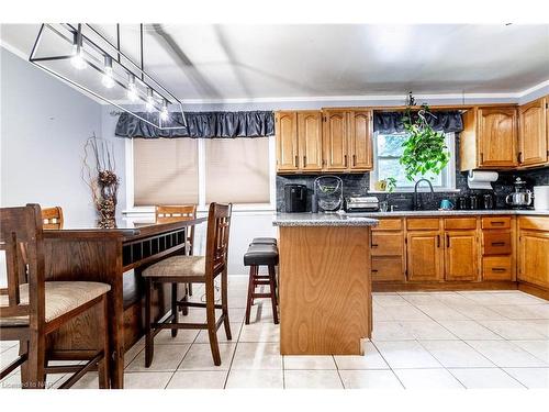 449 Bunting Road, St. Catharines, ON - Indoor Photo Showing Kitchen With Double Sink