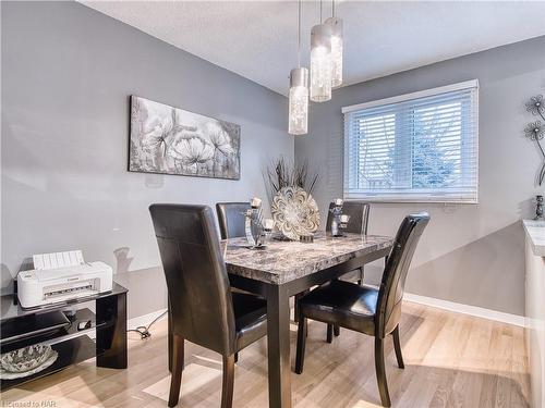 54-178 Scott Street, St. Catharines, ON - Indoor Photo Showing Dining Room