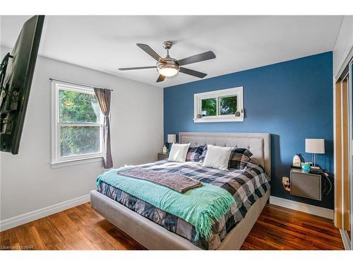 6 Garnet Street, St. Catharines, ON - Indoor Photo Showing Bedroom