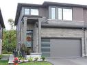 96-4552 Portage Road, Niagara Falls, ON  - Outdoor 