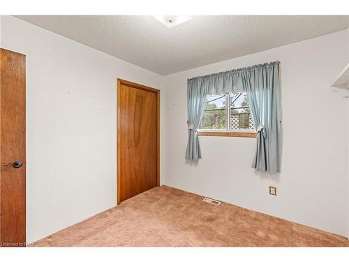 1467 Stevensville Road, Stevensville, ON - Indoor Photo Showing Bathroom