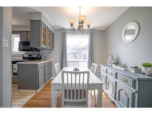 108 Watt Avenue, Welland, ON - Indoor Photo Showing Dining Room