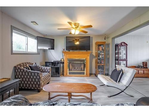 108 Watt Avenue, Welland, ON - Indoor Photo Showing Living Room With Fireplace