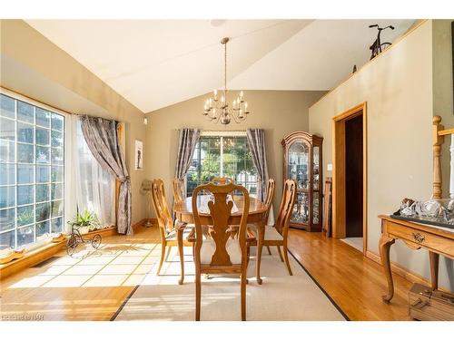 40 Bartok Crescent, Port Colborne, ON - Indoor Photo Showing Dining Room