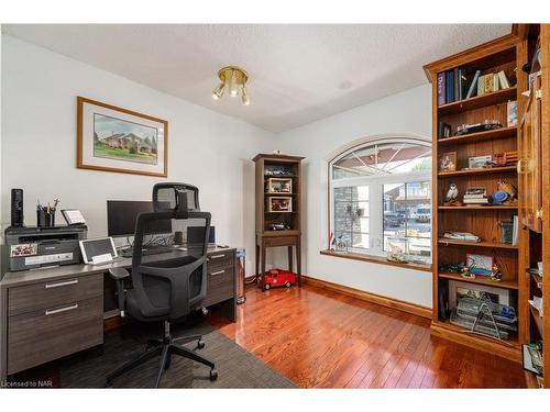 40 Bartok Crescent, Port Colborne, ON - Indoor Photo Showing Office