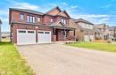 34 Oriole Crescent, Port Colborne, ON  - Outdoor With Facade 