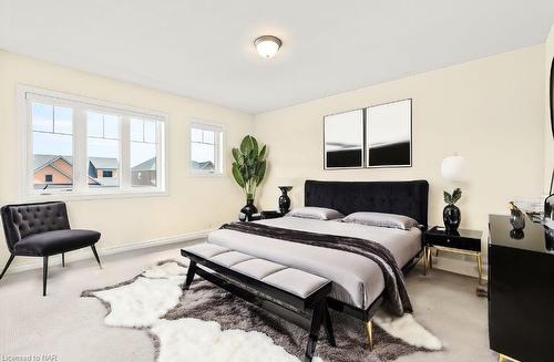 34 Oriole Crescent, Port Colborne, ON - Indoor Photo Showing Bedroom