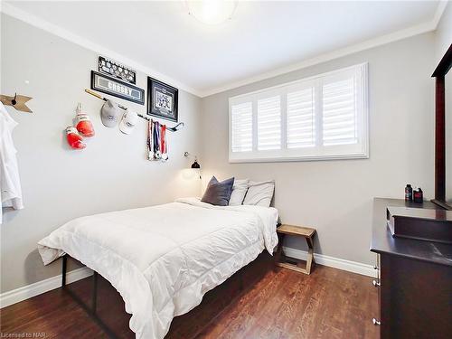 43 Ramsey Street, St. Catharines, ON - Indoor Photo Showing Bedroom