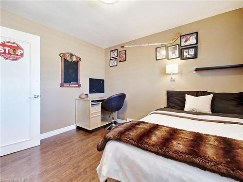 43 Ramsey Street, St. Catharines, ON - Indoor Photo Showing Bedroom