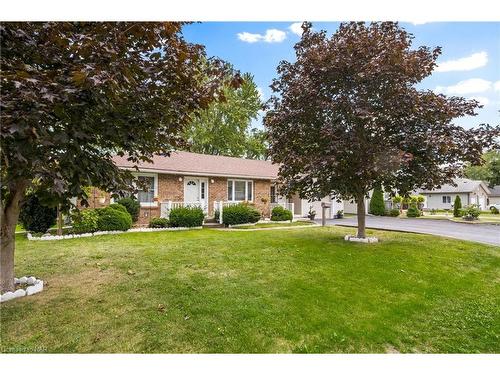 552 Fairview Road, Fort Erie, ON - Outdoor With Facade