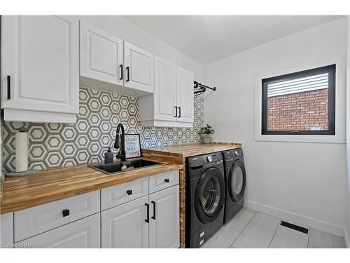 47 Golden Boulevard, St. Catharines, ON - Indoor Photo Showing Laundry Room