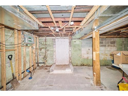 114 Welland Street N, Thorold, ON - Indoor Photo Showing Basement