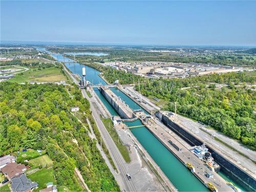 114 Welland Street N, Thorold, ON - Outdoor With Body Of Water With View