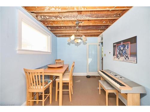 114 Welland Street N, Thorold, ON - Indoor Photo Showing Dining Room