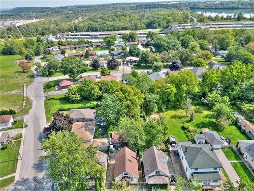 114 Welland Street N, Thorold, ON - Outdoor With View